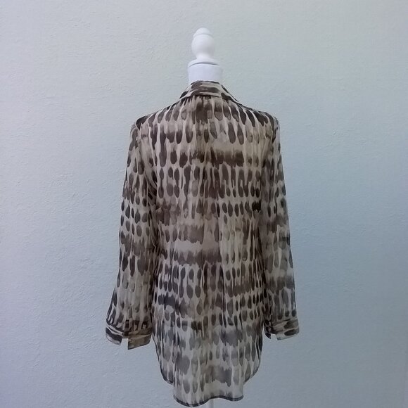 CHICO'S Womens Blouse Size 0 Small Beige Brown Long Sleeve Lightweight Sheer - Picture 3 of 6